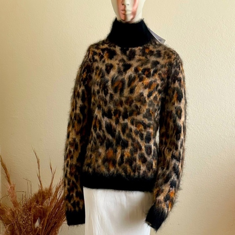 Rabanne H&M sweater